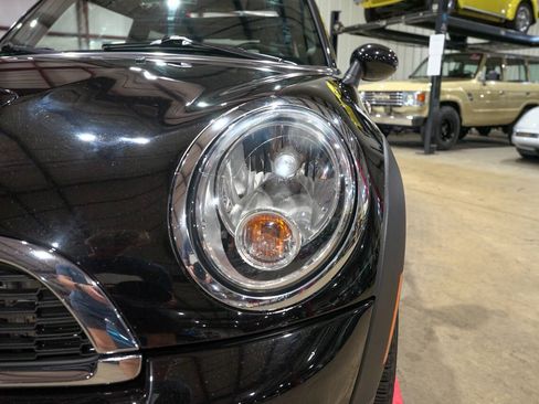 Used 2012 MINI Cooper S FWD image 32