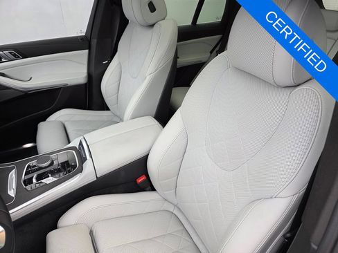 Certified 2024 BMW X5 sDrive40i w/ Premium Package RWD image 11