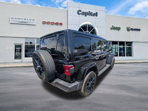 Used 2024 Jeep Wrangler Unlimited Sahara w/ Safety Group AWD/4WD image 3