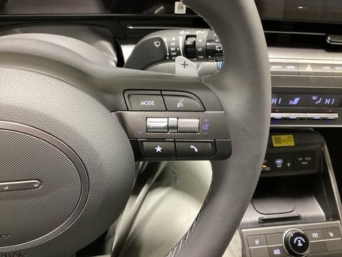 New 2026 Hyundai Kona SEL Premium image 23