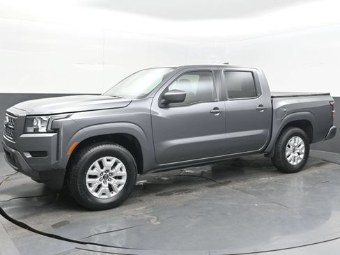 Used 2023 Nissan Frontier SV RWD image 4