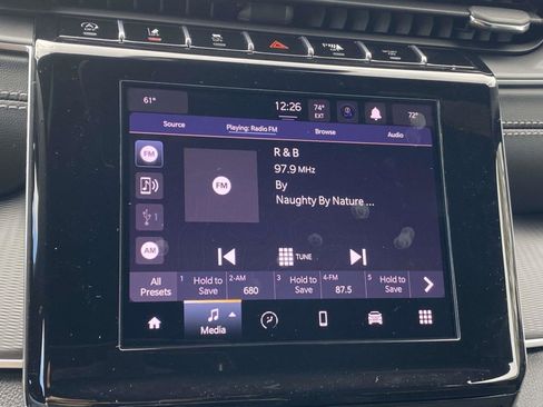 New 2025 Jeep Grand Cherokee Laredo image 8