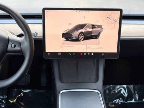 Used 2023 Tesla Model Y Long Range AWD/4WD image 16