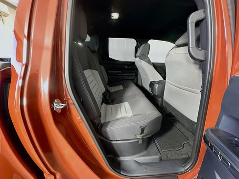 Used 2025 Toyota Tacoma TRD Off-Road image 26