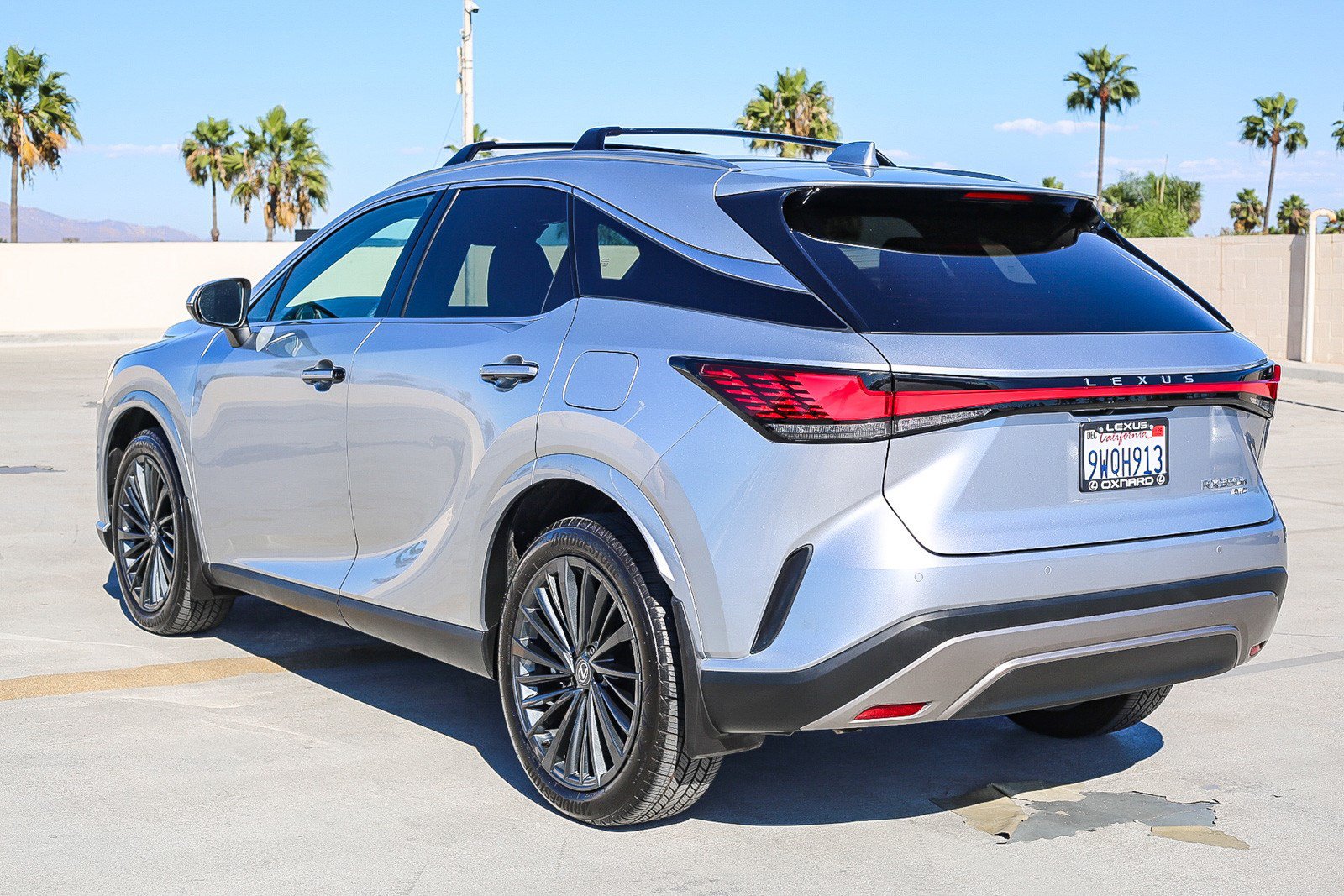 Used 2026 Lexus RX 350h w/ Convenience Package AWD/4WD image 5