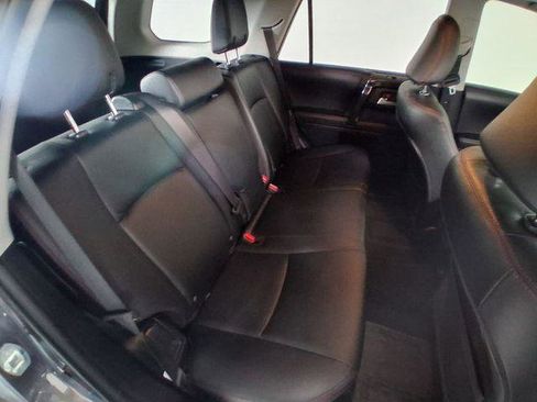 Used 2022 Toyota 4Runner TRD Off-Road Premium w/ Moonroof Package AWD/4WD image 15