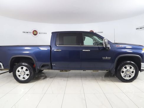 Used 2021 Chevrolet Silverado 2500 LTZ w/ LTZ Texas Edition AWD/4WD image 2