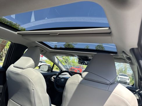 New 2025 Toyota Prius image 31