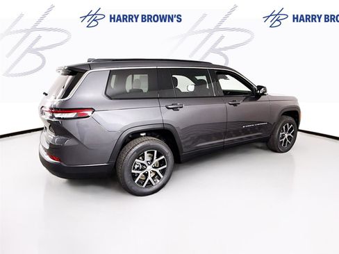 New 2025 Jeep Grand Cherokee L Limited w/ Trailer Tow Package image 35