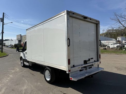 Used 2019 Ford Transit 350 156 DRW image 3