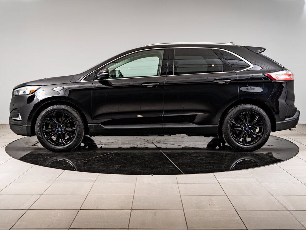 Used 2019 Ford Edge Titanium FWD image 5