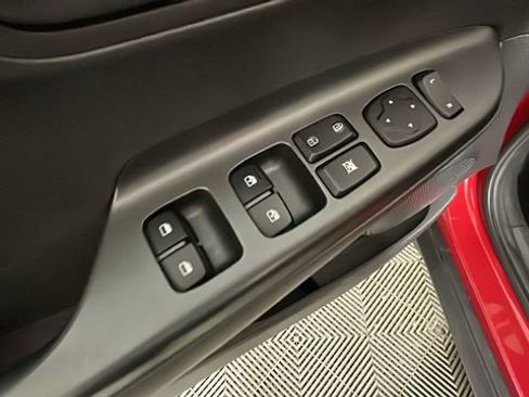Used 2018 Hyundai Kona SEL FWD image 10