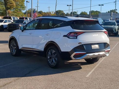 Used 2025 Kia Sportage SX image 6