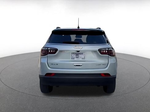 Used 2025 Jeep Compass Limited AWD/4WD image 12