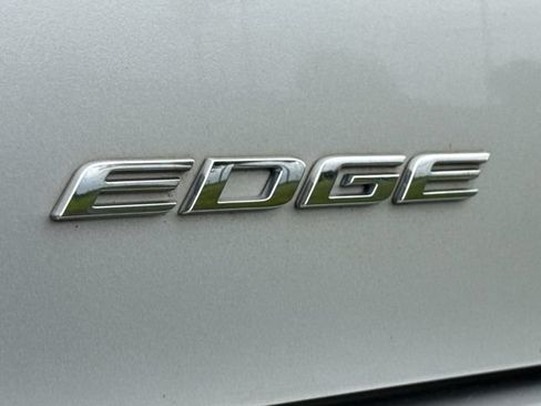 Used 2015 Ford Edge SEL w/ Equipment Group 201A AWD/4WD image 17