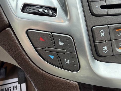 Used 2010 Cadillac SRX Premium FWD image 23