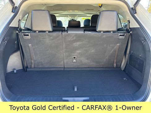 Certified 2021 Toyota Highlander XLE image 35
