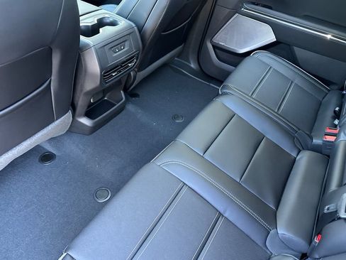 New 2025 GMC Sierra EV Denali AWD/4WD image 10