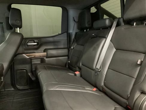 Used 2020 Chevrolet Silverado 1500 LT Trail Boss AWD/4WD image 9