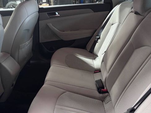 Used 2016 Hyundai Sonata SE FWD image 8