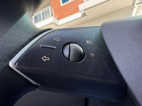 Used 2024 Tesla Model 3 Long Range RWD image 27