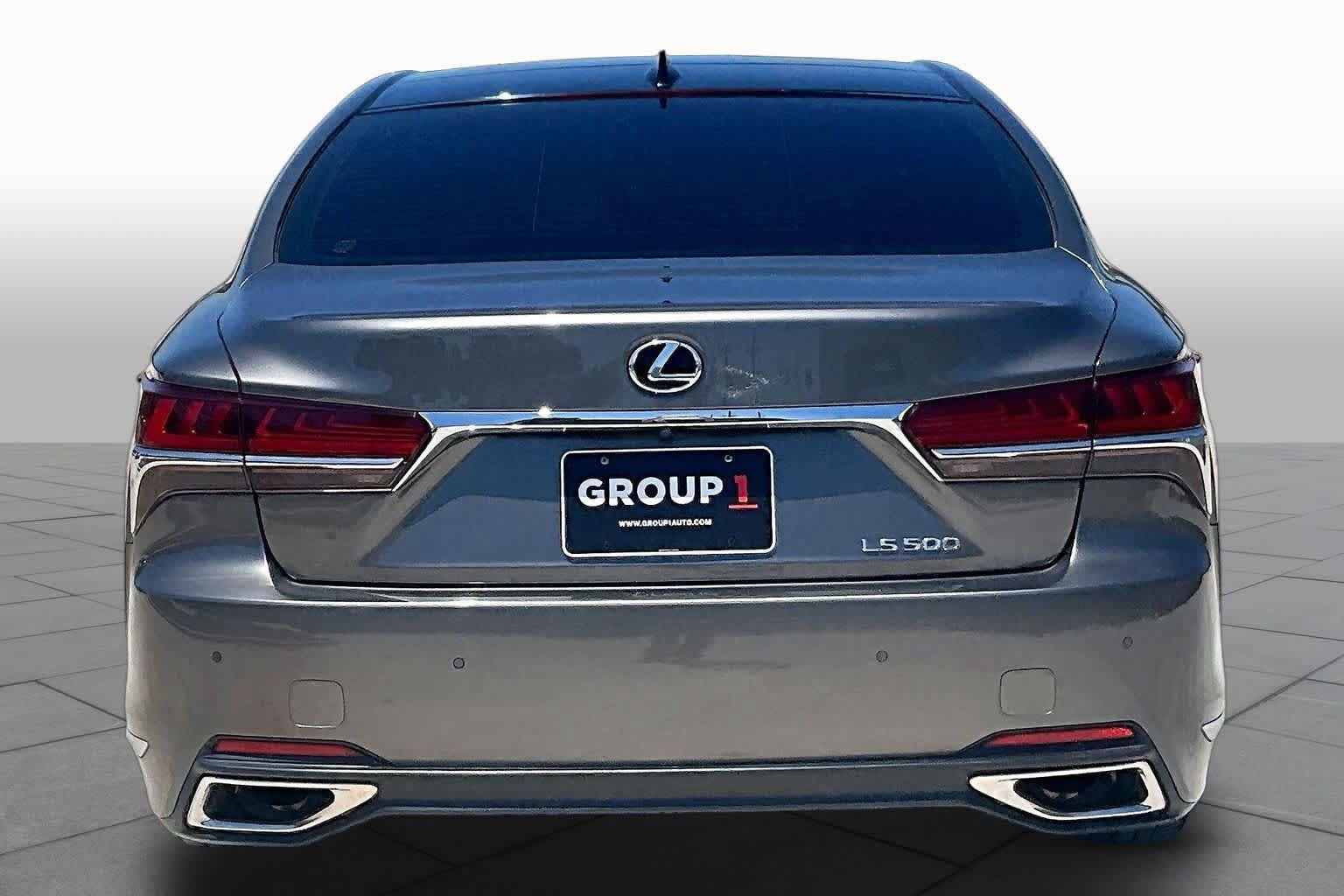 Used 2018 Lexus LS 500 w/ Luxury Package RWD image 5