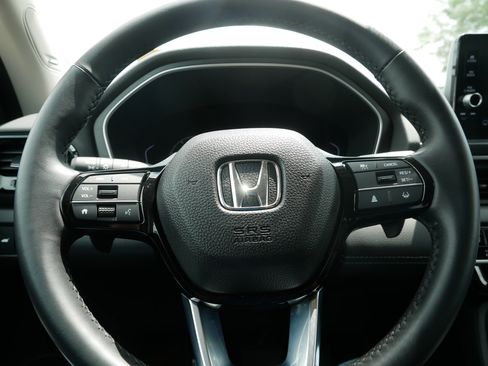 Certified 2023 Honda Pilot Touring image 25