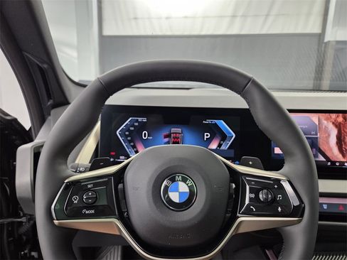 Certified 2025 BMW X3 xDrive30i w/ Convenience Package image 28