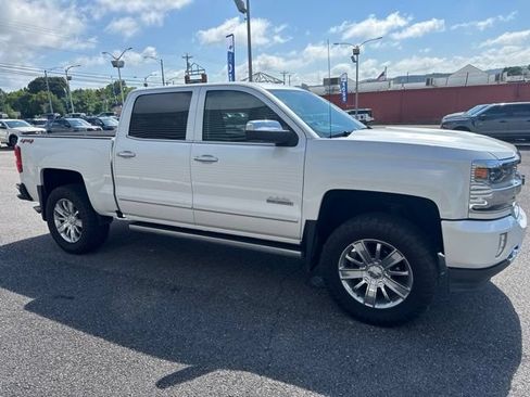 Used 2018 Chevrolet Silverado 1500 High Country AWD/4WD image 4