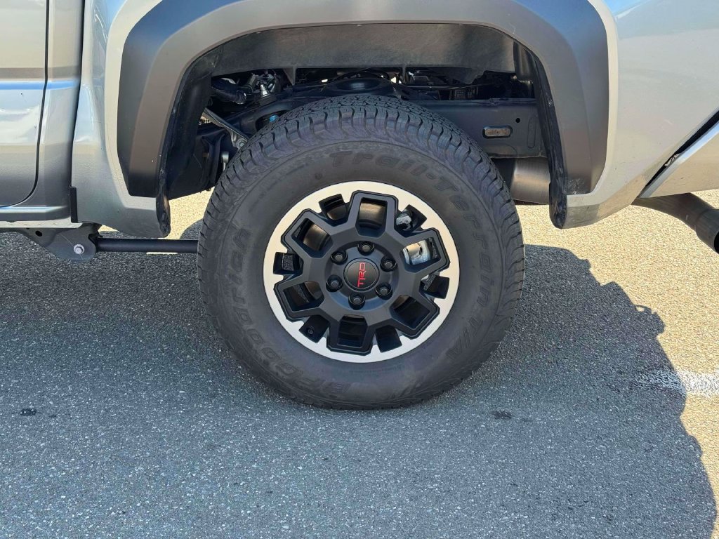 Used 2026 Toyota Tacoma TRD Off-Road AWD/4WD image 11