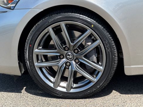 Used 2019 Lexus IS 300 F Sport w/ F Sport Package RWD image 31