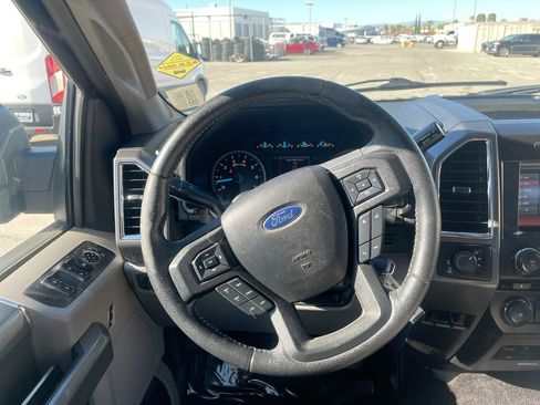 Used 2015 Ford F150 XLT w/ Equipment Group 302A Luxury image 29