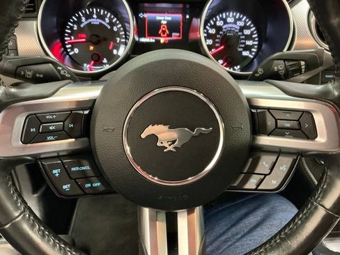 Used 2021 Ford Mustang GT RWD image 26