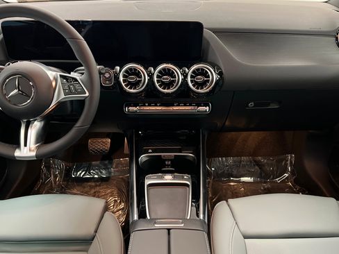 New 2026 Mercedes-Benz GLA 250 4MATIC image 13