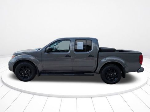 Used 2021 Nissan Frontier SV w/ Midnight Edition Floor Mats RWD image 7