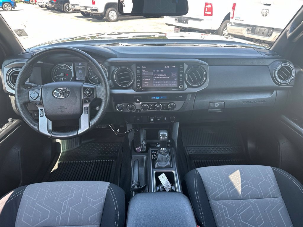 Used 2023 Toyota Tacoma TRD Off-Road AWD/4WD image 15