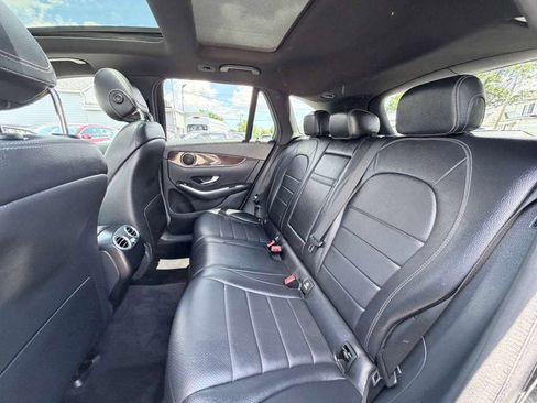 Used 2017 Mercedes-Benz GLC 300 4MATIC image 26