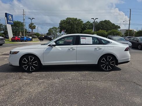 Certified 2025 Honda Accord Touring image 7