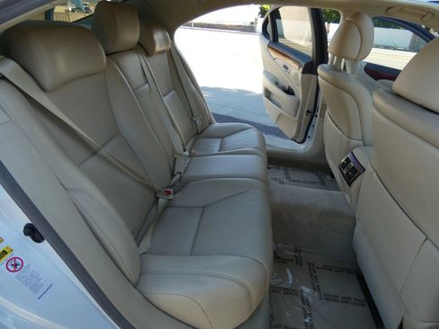 Used 2010 Lexus LS 460 L image 32