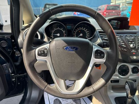 Used 2016 Ford Fiesta SE w/ Cold Weather Package FWD image 12