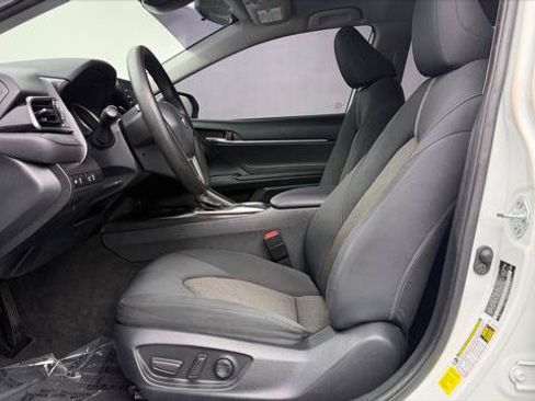 Used 2023 Toyota Camry LE FWD image 14
