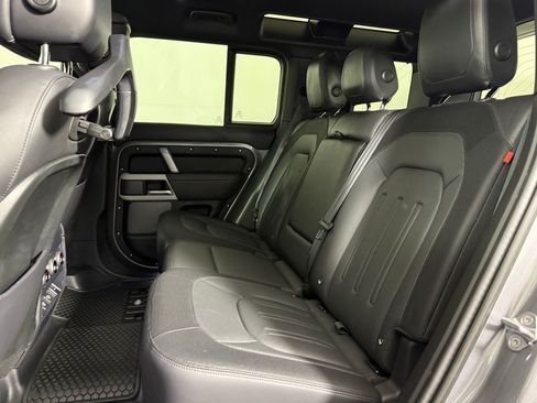 Used 2022 Land Rover Defender 110 X-Dynamic HSE AWD/4WD image 22