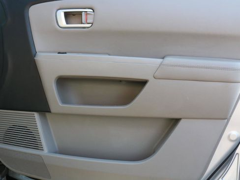 Used 2014 Honda Pilot Touring image 42