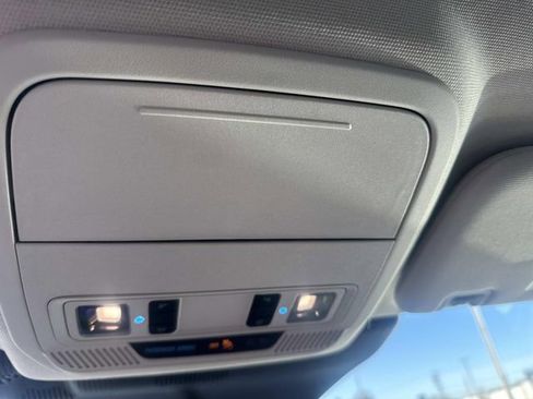 Certified 2025 Ford Explorer Active image 25