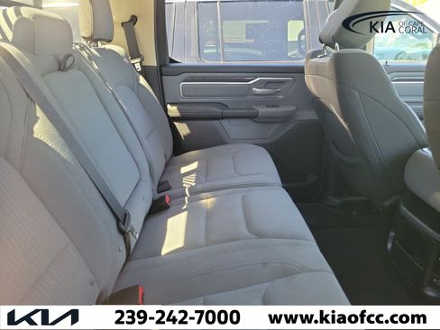 Used 2019 RAM 1500 Big Horn AWD/4WD image 10