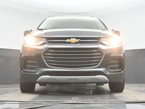 Used 2017 Chevrolet Trax LT w/ LT Convenience Package FWD image 40