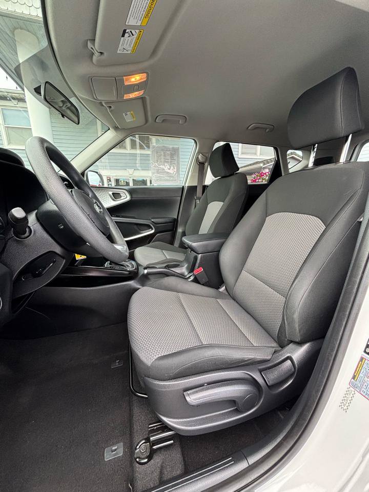Used 2020 Kia Soul LX FWD image 9