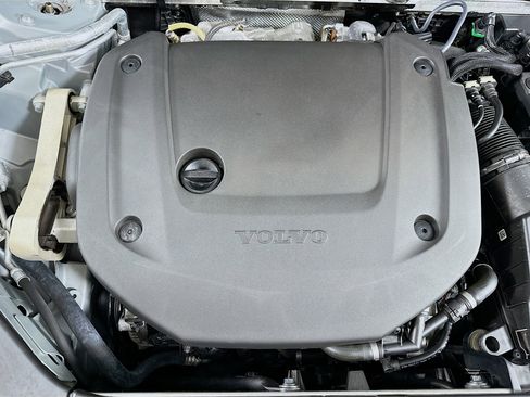 Used 2024 Volvo XC90 B6 Ultimate w/ Protection Package Premier image 36