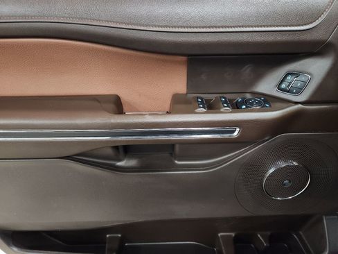 Used 2024 Ford Expedition King Ranch image 42