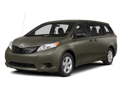Used 2014 Toyota Sienna XLE w/ XLE Premium Package